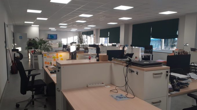 1 LOKAL 1.17 MAZOWIECKA 3