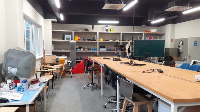 2 LOKAL 0.17 MAZOWIECKA 3